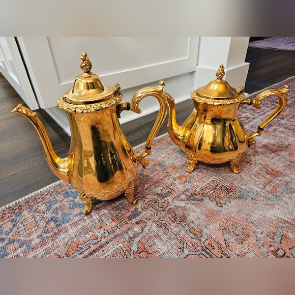 VINTAGE PAIR 24 karat Gold Electroplated Footed Tea & Coffee Pot - Picture 3 of 13